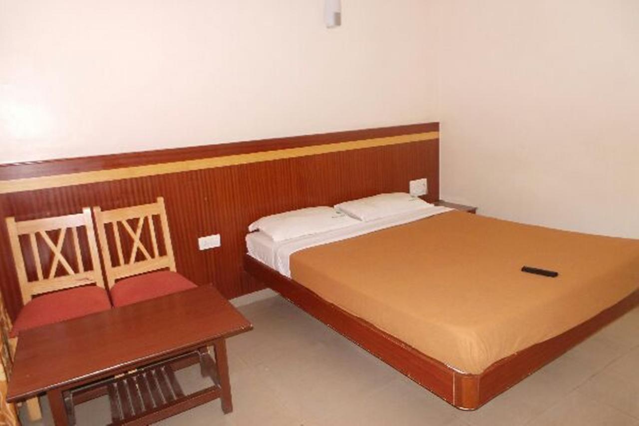 Mlc Gateway Deluxe Inn Bangalore Exterior photo